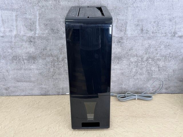 衣類乾燥除湿機 【中古】動作保証 CORONA コロナ CD-H18AZ 2025年製 コンプレッサー式 大容量 部屋干し 049017 / 23813 衣類乾燥除湿機 【中古】動作保証 CORONA コロナ CD-H18AZ 2025年製 コンプレッサー式 大容量 部屋干し 049017 / 23813