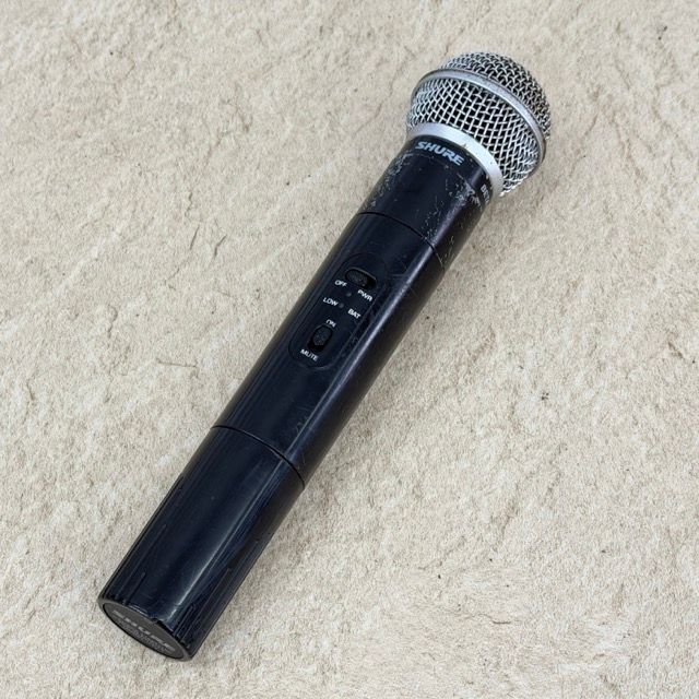 ワイヤレスマイク 【中古】SHURE シュアー BETA 58A UT2-RP USA 技適マーク有 オーディオ レコーディング 通電OK / 516832