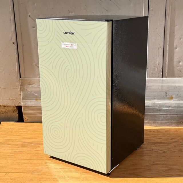 ノンフロン 冷蔵庫 【中古】動作保証 comfee コンフィー RCD92GF1JPY 88L 1ドア 右開き LED照明 3段階温度調節 2026年製 048006 / 23854