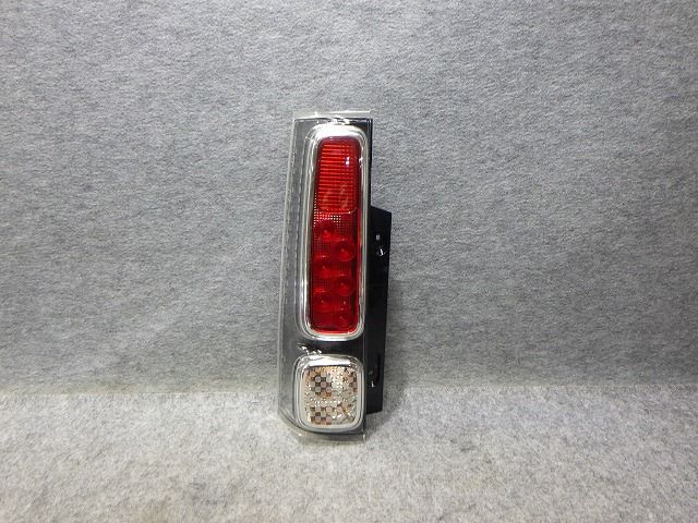 スペーシア 左テール MK33V 220-5938 35670-79R10 ベース LED球切れ無 260513060