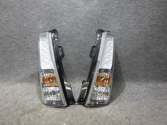 ワゴンR　ステイングレー　テール　左右　MH34S　MH44S　後期　35603-72M1　ブルー　35670-72M20　LED球切れ無し　260513046