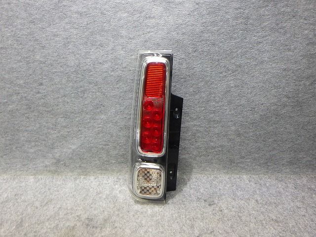 スペーシア 左テール MK33V 220-5938 35670-79R10 ベース LED球切れ無 260513063