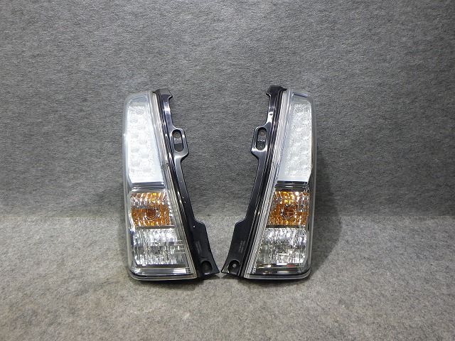 ワゴンR　ステイングレー　テール　左右　MH34S　MH44S　後期　35603-72M1　ブルー　LED球切れ無し　260513042