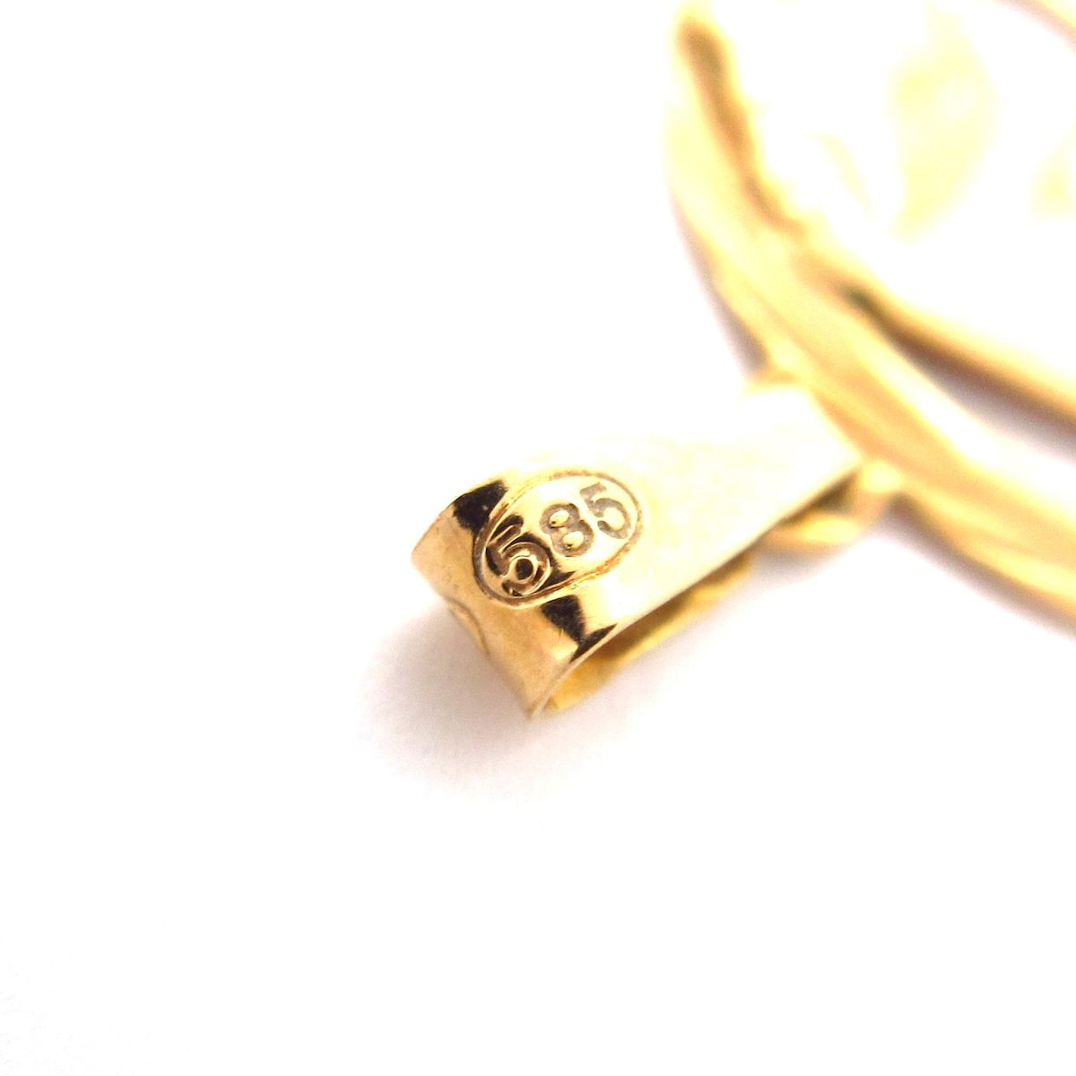 Unbranded(ノーブランド) ペンダントトップ美品 K14YG 総重量:0.5g
