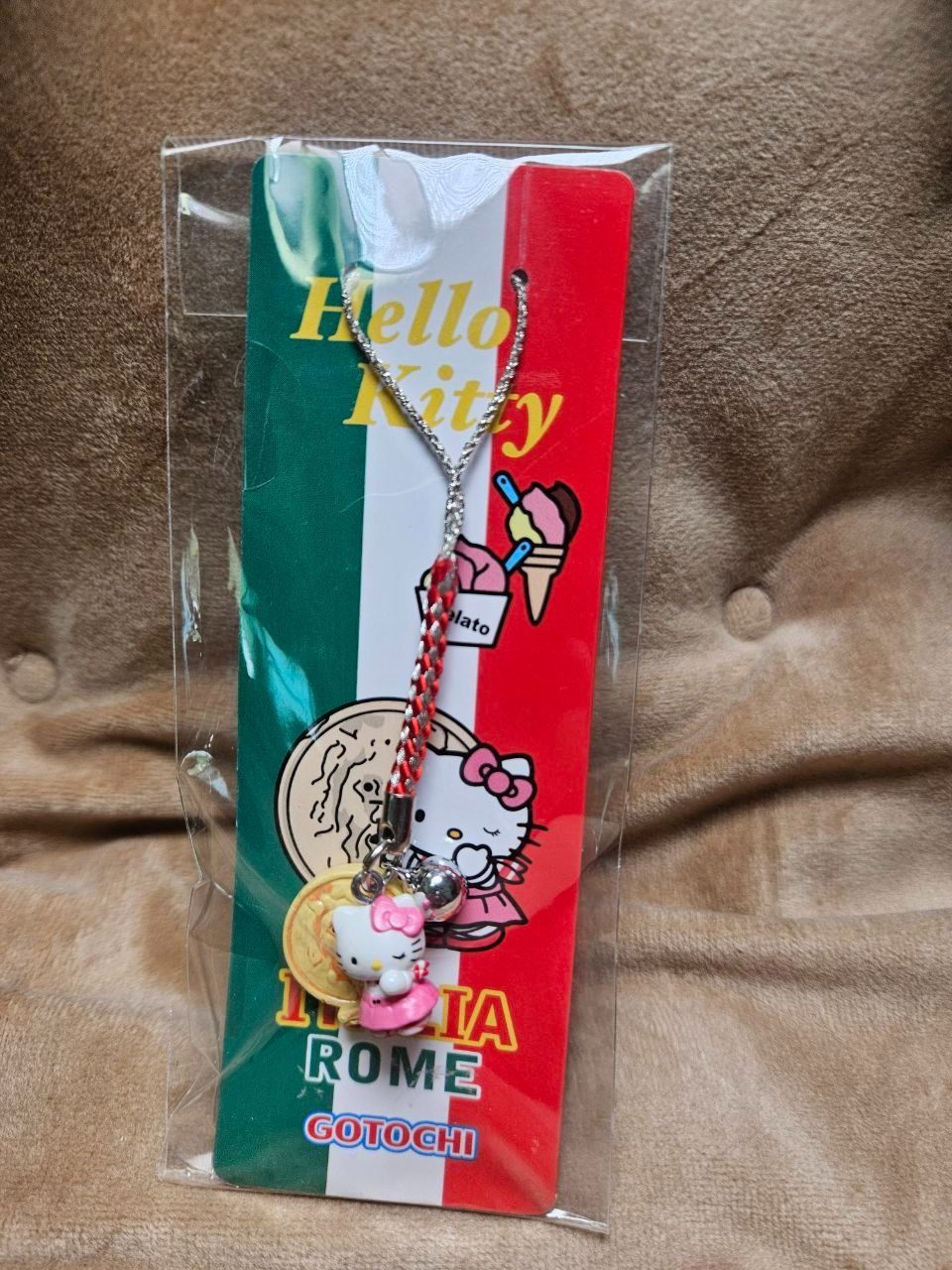 ご当地キティ 根付け イタリア ローマ - メルカリ