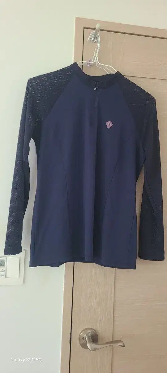 KOLON SPORT 100 (袖メッシュ?)
