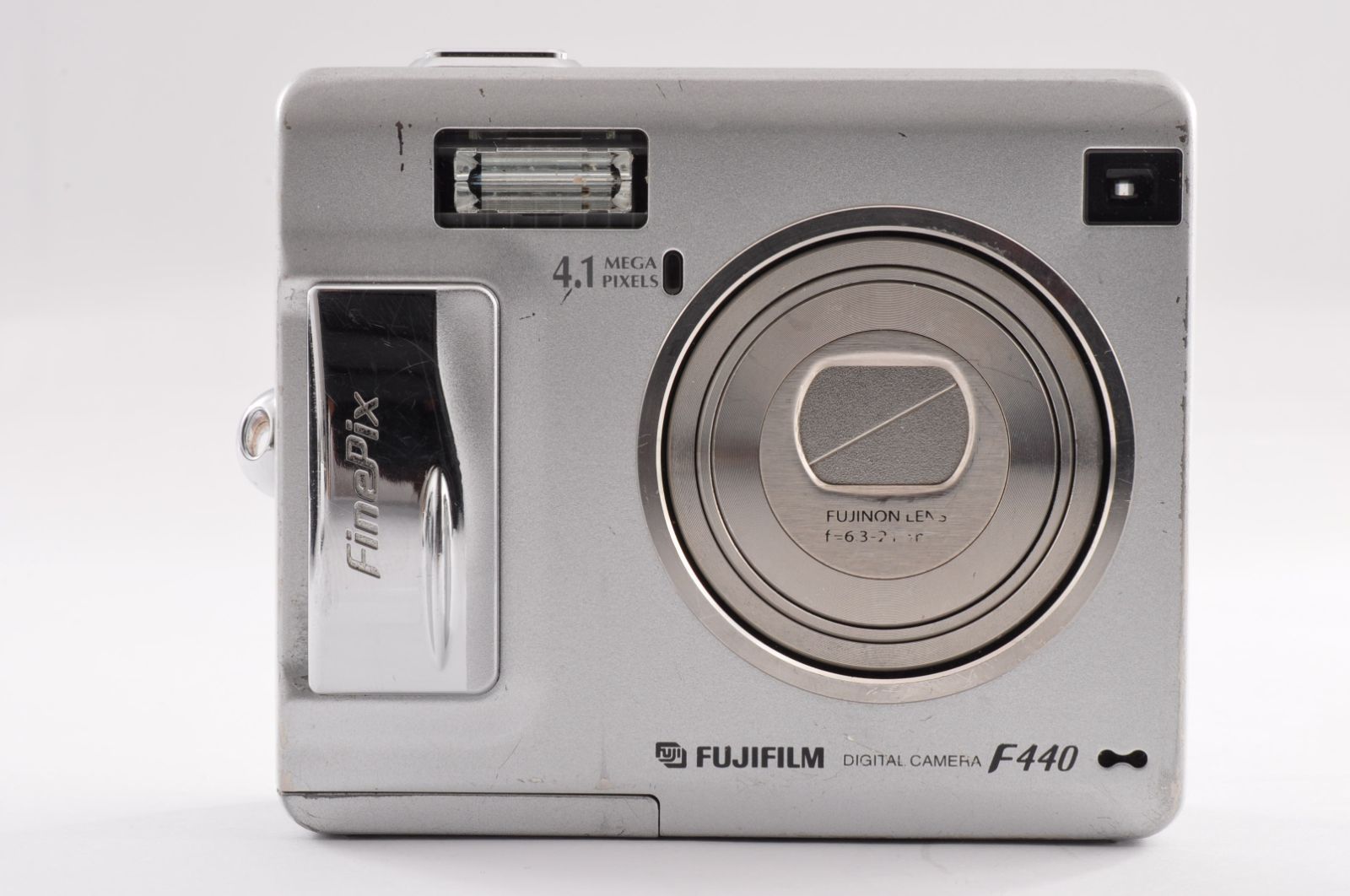 カメラ FUJIFILM FinePix F440 DIGITAL Camera シルバー デジカメ