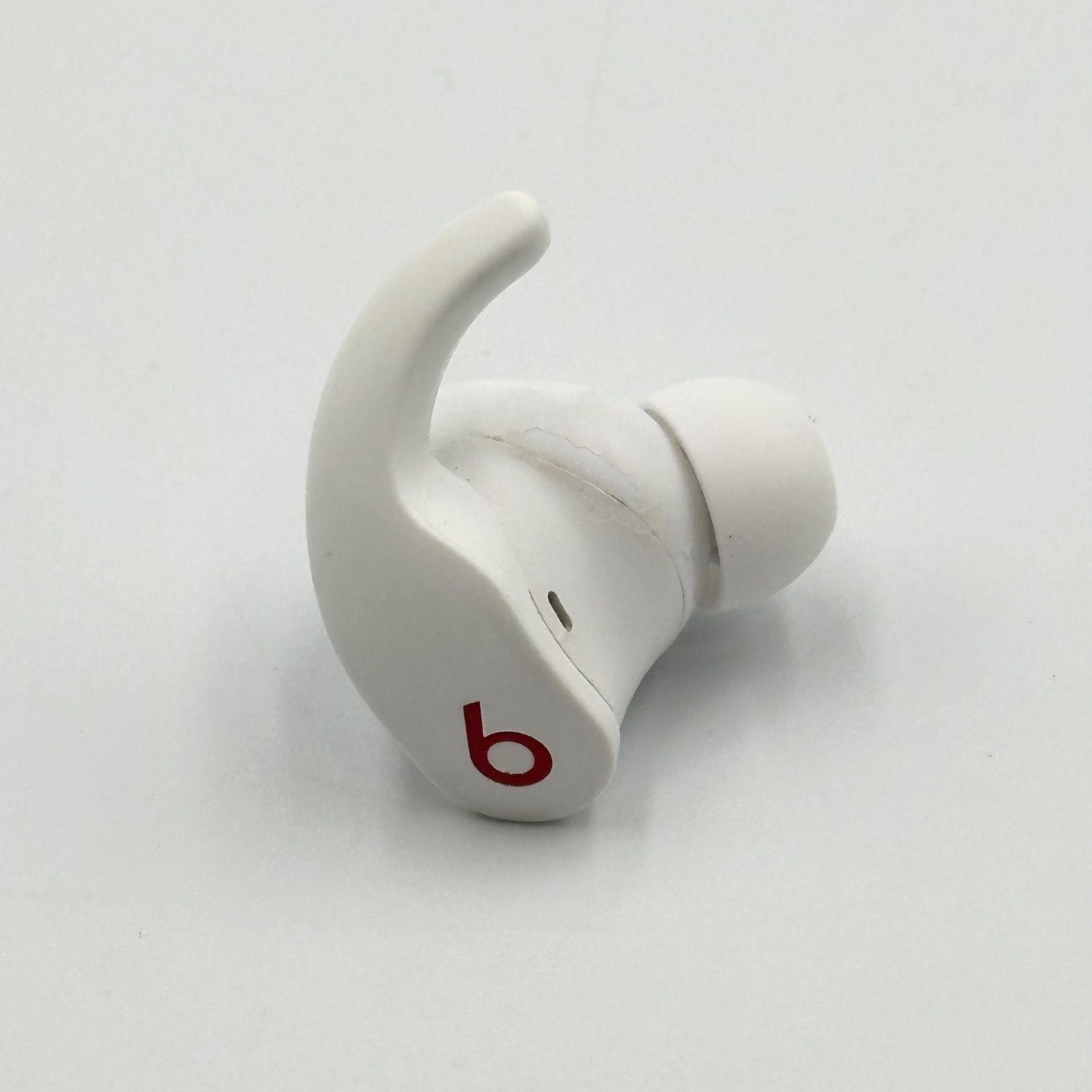Beats Fit Pro 右耳のみ ホワイト【24時間以内発送・美品✨️】 - メルカリ