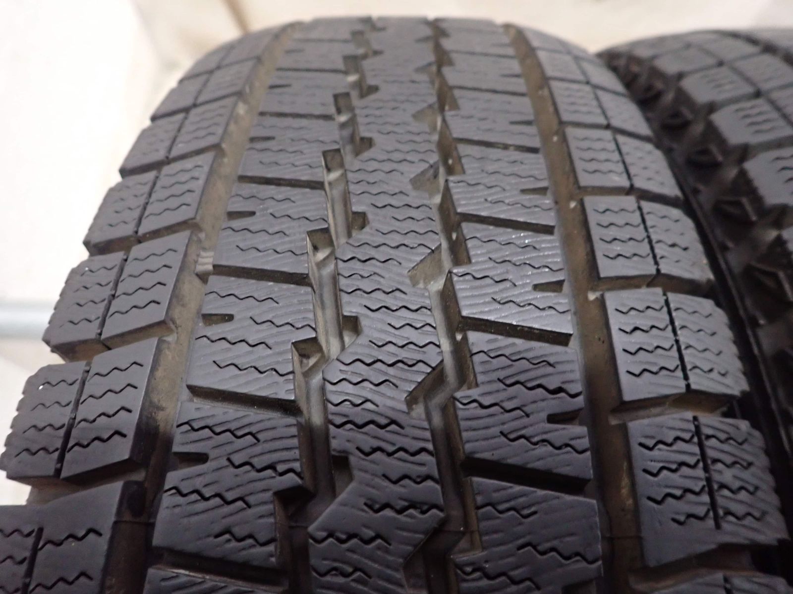 冬4本 会社宛 送料無料 165R14 6PR LT ダンロップ WINTER MAXX SV01 