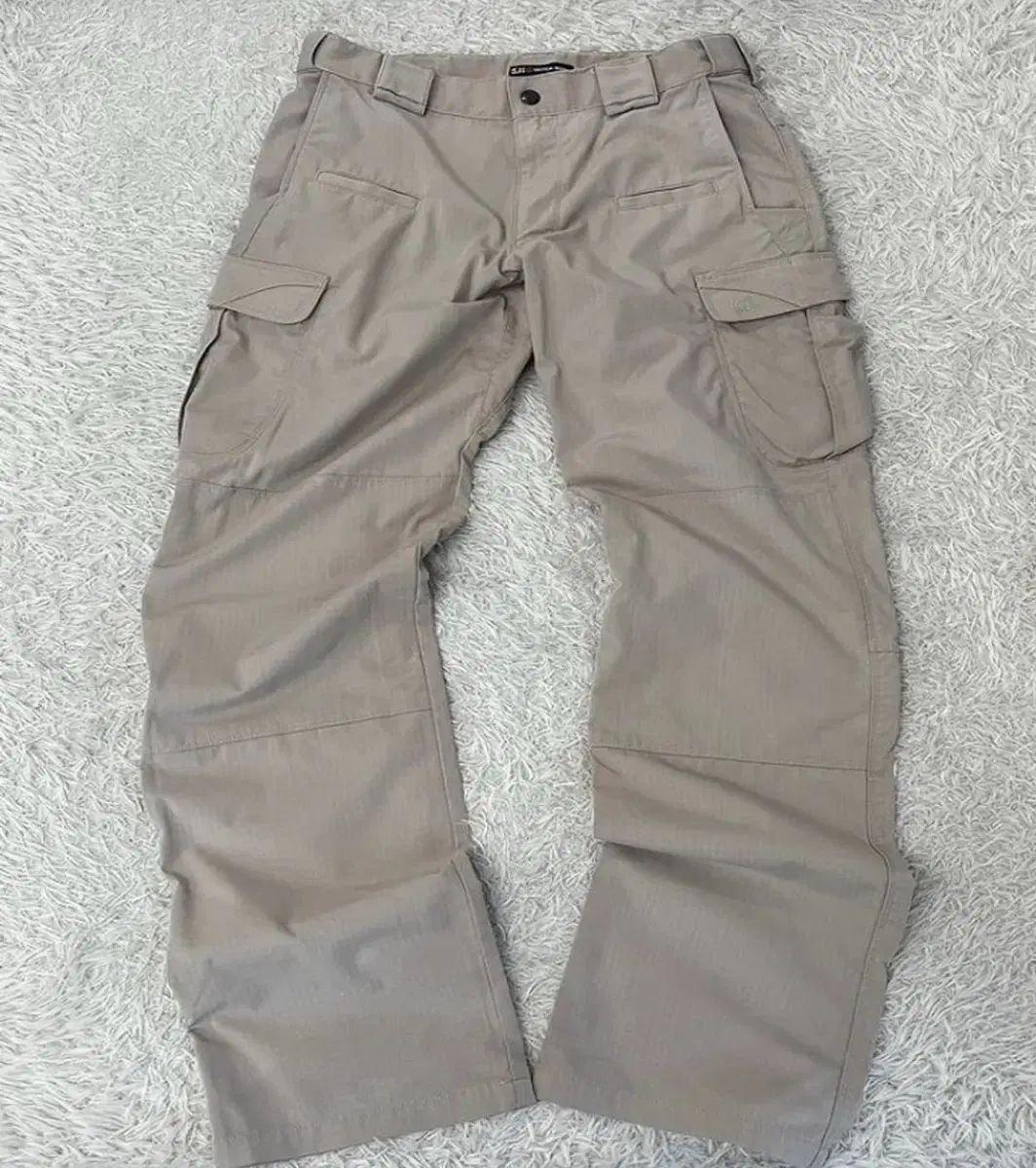 5.11 TACTICAL カーゴパンツ 30