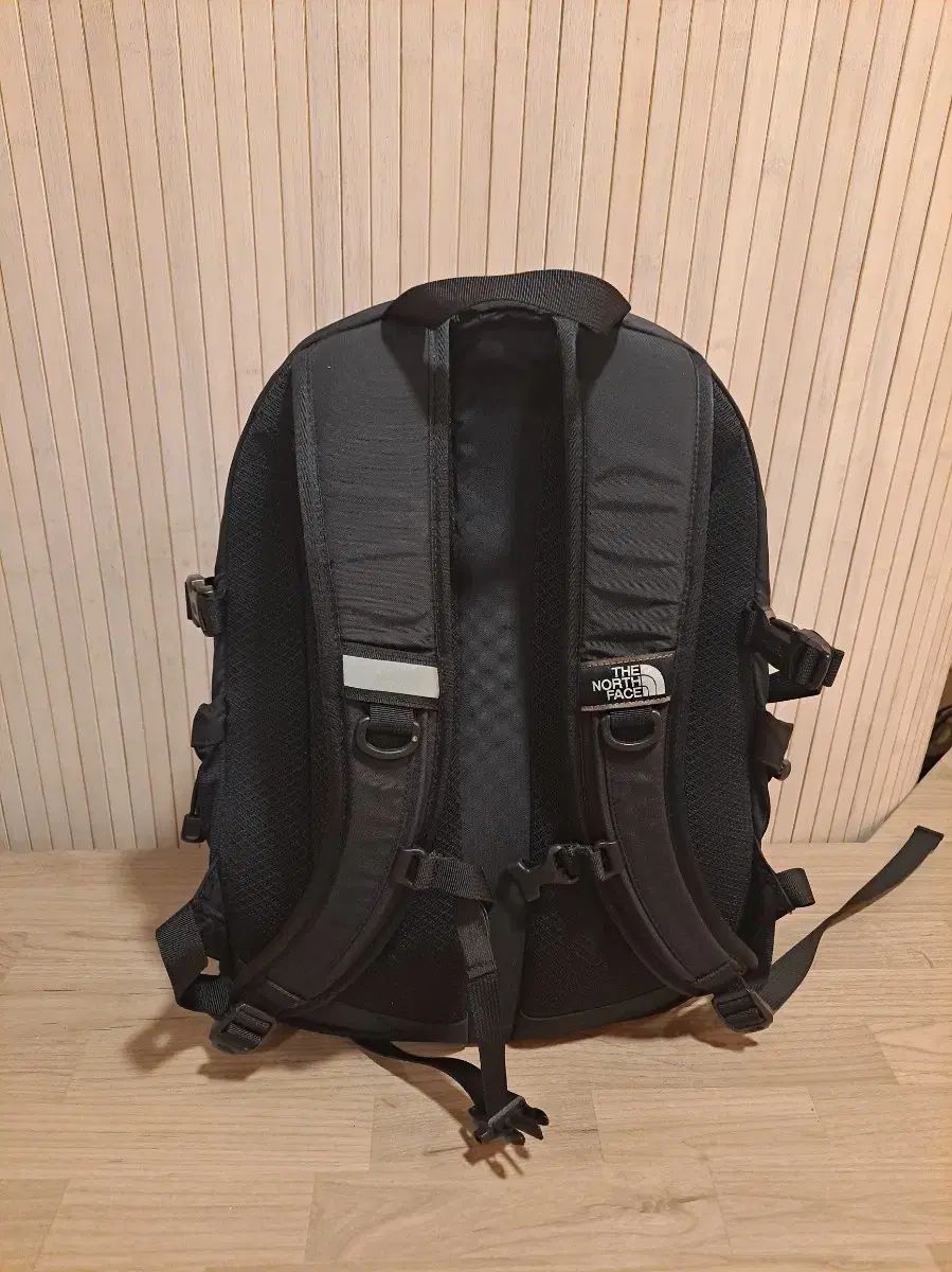 THE NORTH FACE ザノースフェイス ニュー ミニ ショット ブラック バックパック 15 リットル