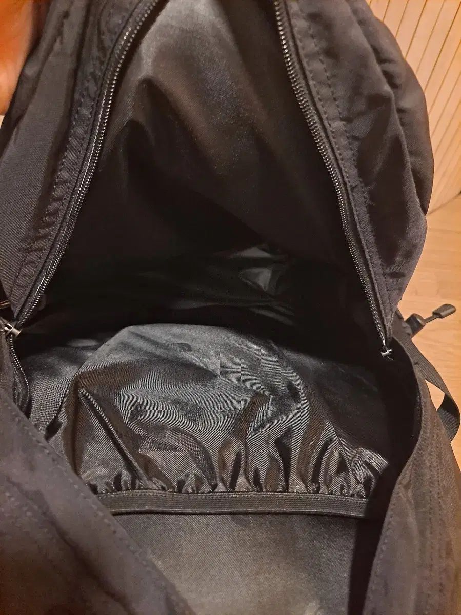 THE NORTH FACE ザノースフェイス ニュー ミニ ショット ブラック バックパック 15 リットル
