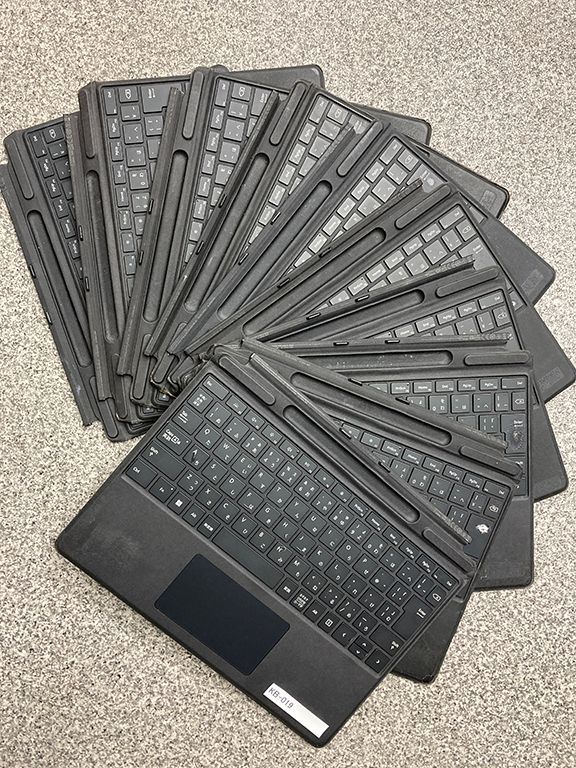 10個セット ジャンク品 KB-019 Surface pro signature キーボード 純正品 Model: 1864 8X8-00019 Pro8/9/X 対応 日本語配列