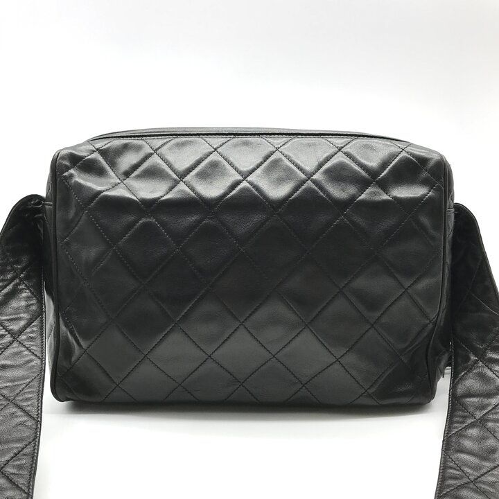 良品 CHANEL シャネル ココマーク マトラッセ ラムスキン レザー