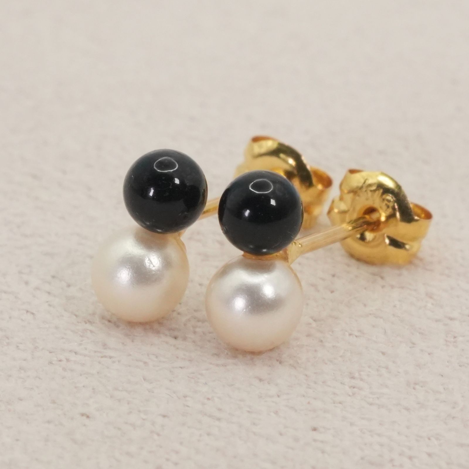 K18 パール×オニキス ピアス ボール 白黒 ストーン/26-0287