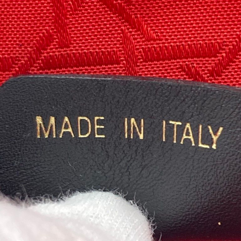 Christian Dior（クリスチャンディオール） ロゴ チャーム レザー