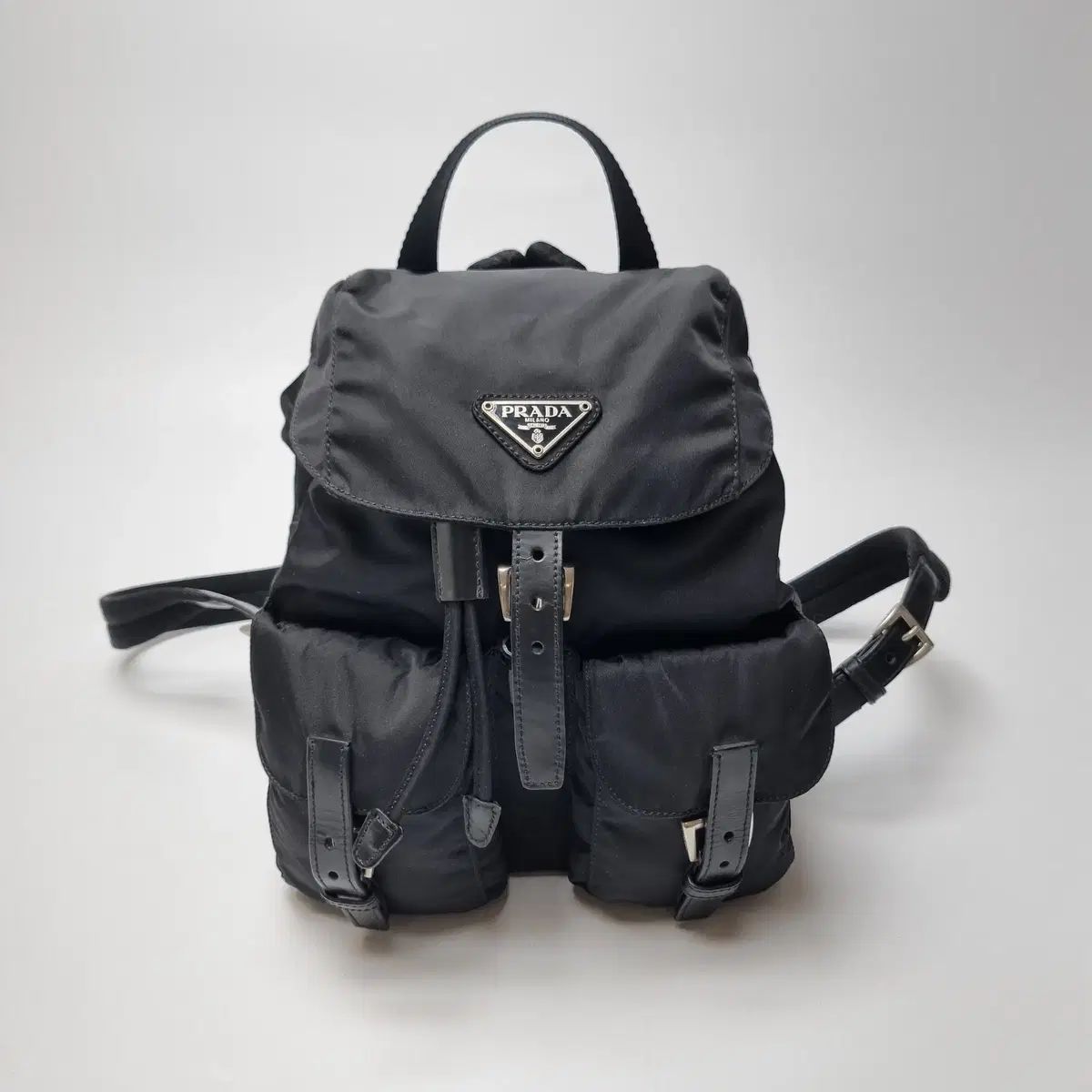 プラダ PRADA ナイロン バックパック スモール (最高級)