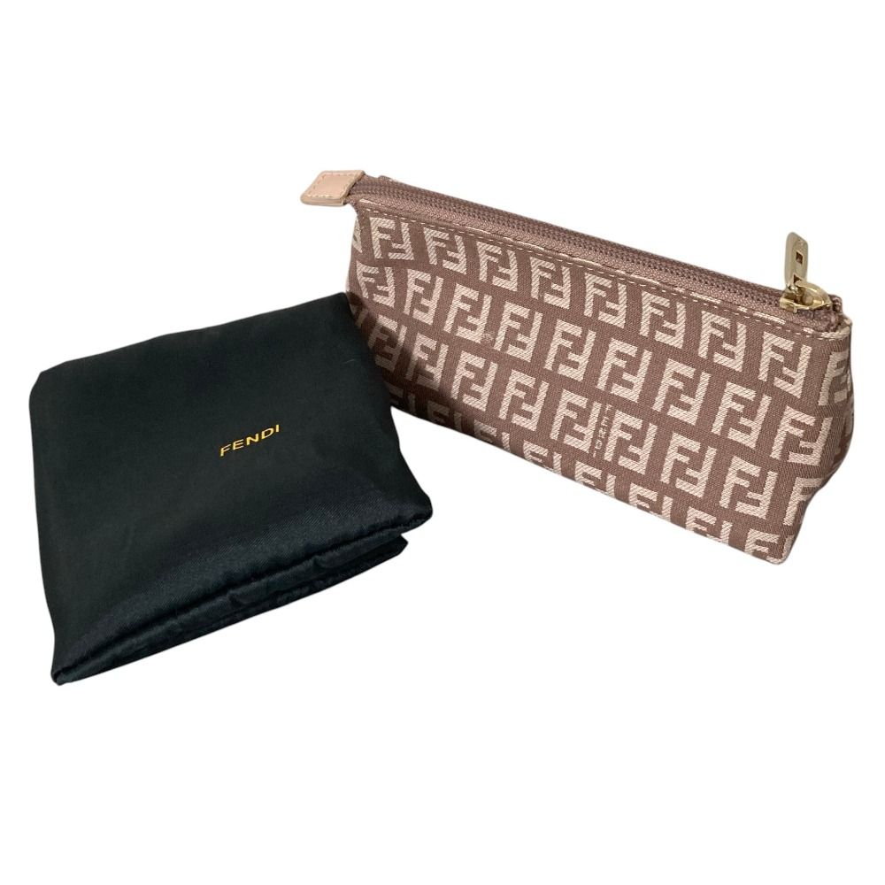 良品 FENDI フェンディ ズッカジャガード ジップポーチ 小物入れ 7N0037 ピンク系 レディース 古着 中古 USED