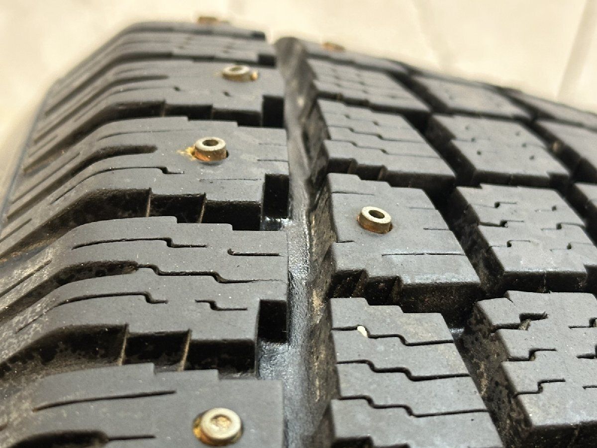 HANKOOK ZOVAC HPW 401 185/65R15 15インチ スパイクタイヤ 2本 バリ溝 マカロニピン ノート デミオ フリード MAZDA2等　(KTD752)