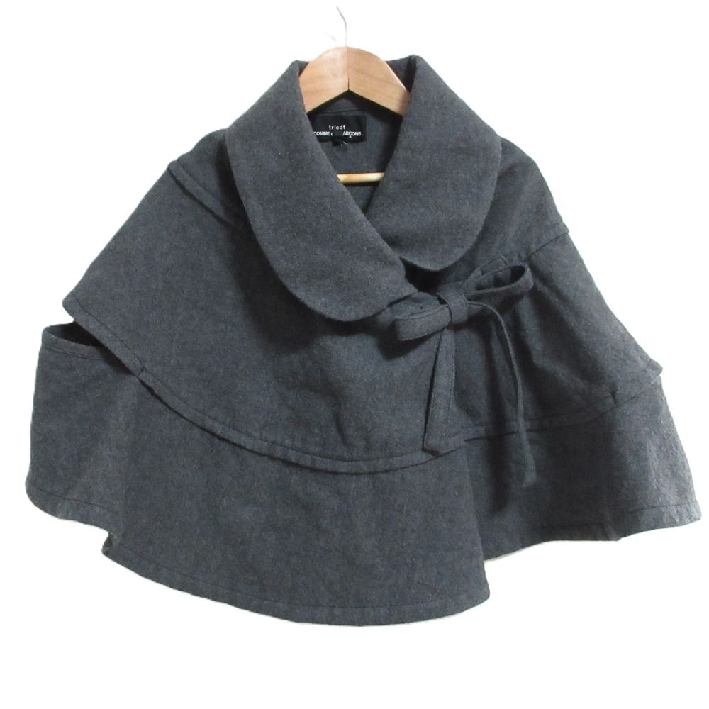 良品 tricot COMME des GARCONS トリココムデギャルソン AD2010 ウール ラウンドカラー ケープ ポンチョ TF-B036 サイズM グレー レディース 古着 中古 USED