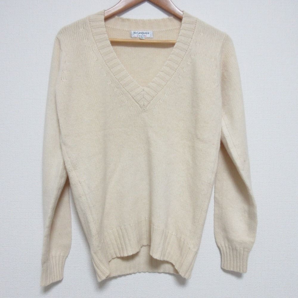 良品 Yves Saint Laurent イヴサンローラン リヴゴーシュ Vネック ニットセーター サイズ36 ホワイト レディース 古着 中古 USED