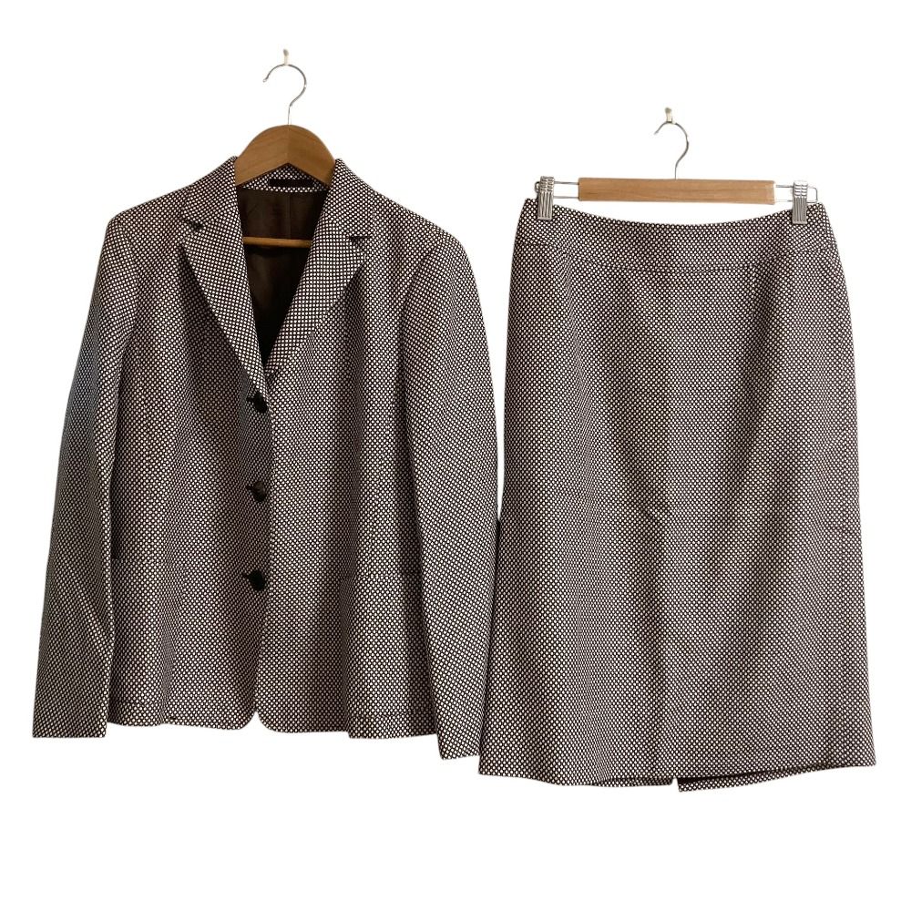 美品 BURBERRY LONDON バーバリーロンドン シングル スカートスーツ サイズ40 ブラウン レディース 古着 中古 USED