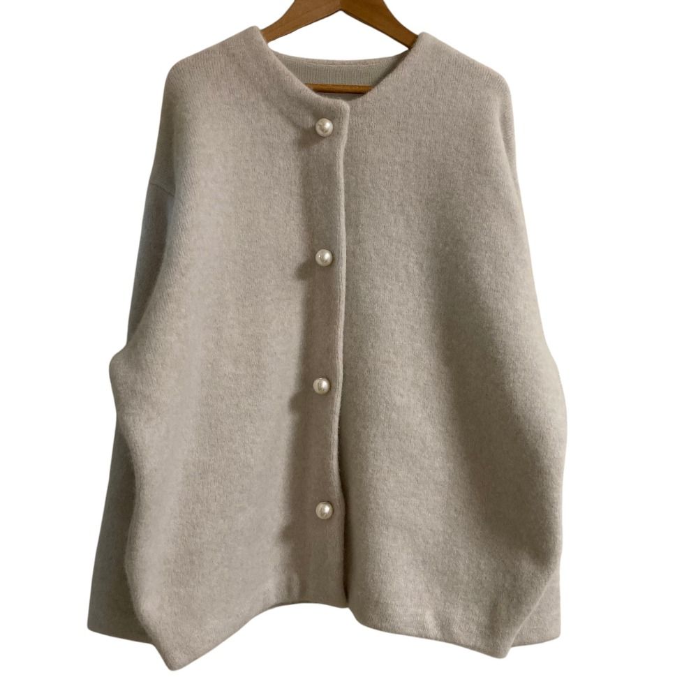 美品 23AW Rirandture リランドチュール パール釦コクーンニットジャケット 83355530 サイズ2 オフホワイト レディース 古着 中古 USED