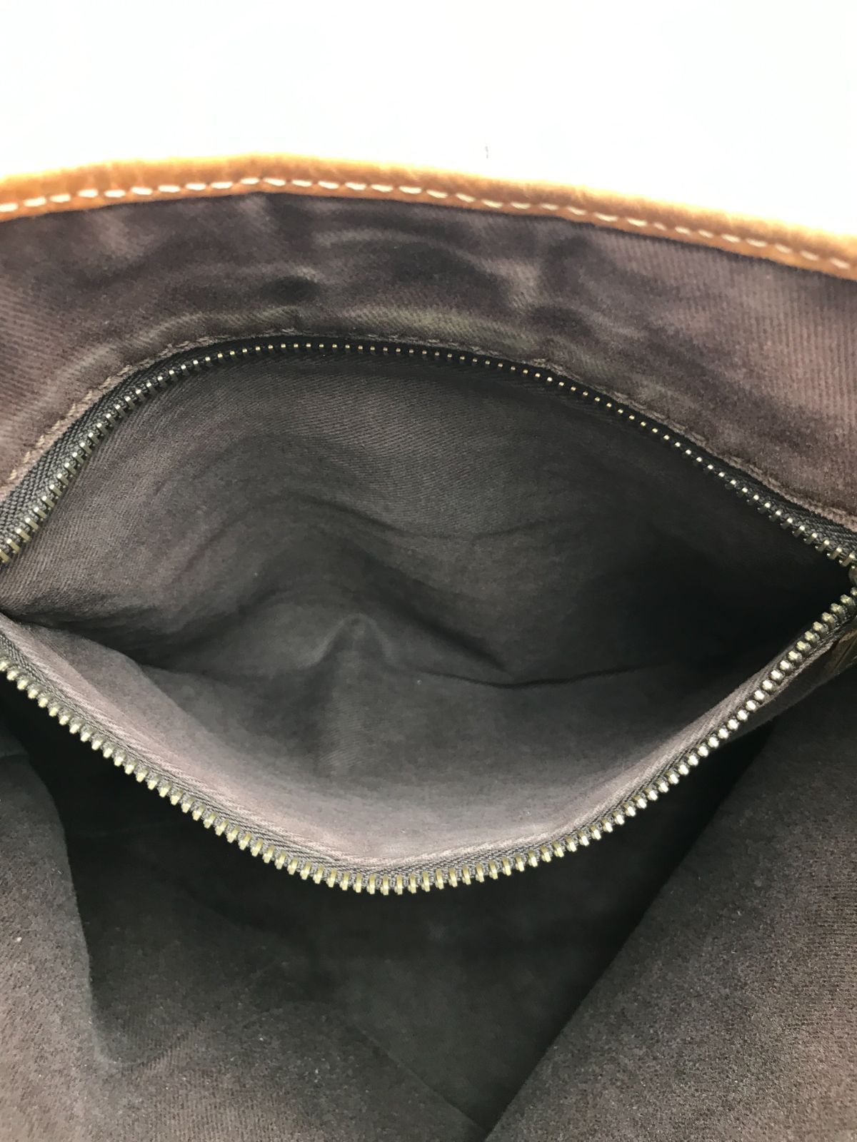 CELINE　セリーヌ　ショルダーバッグ　マカダム　ワンショルダー　ホーボー　クロスボディ　1633