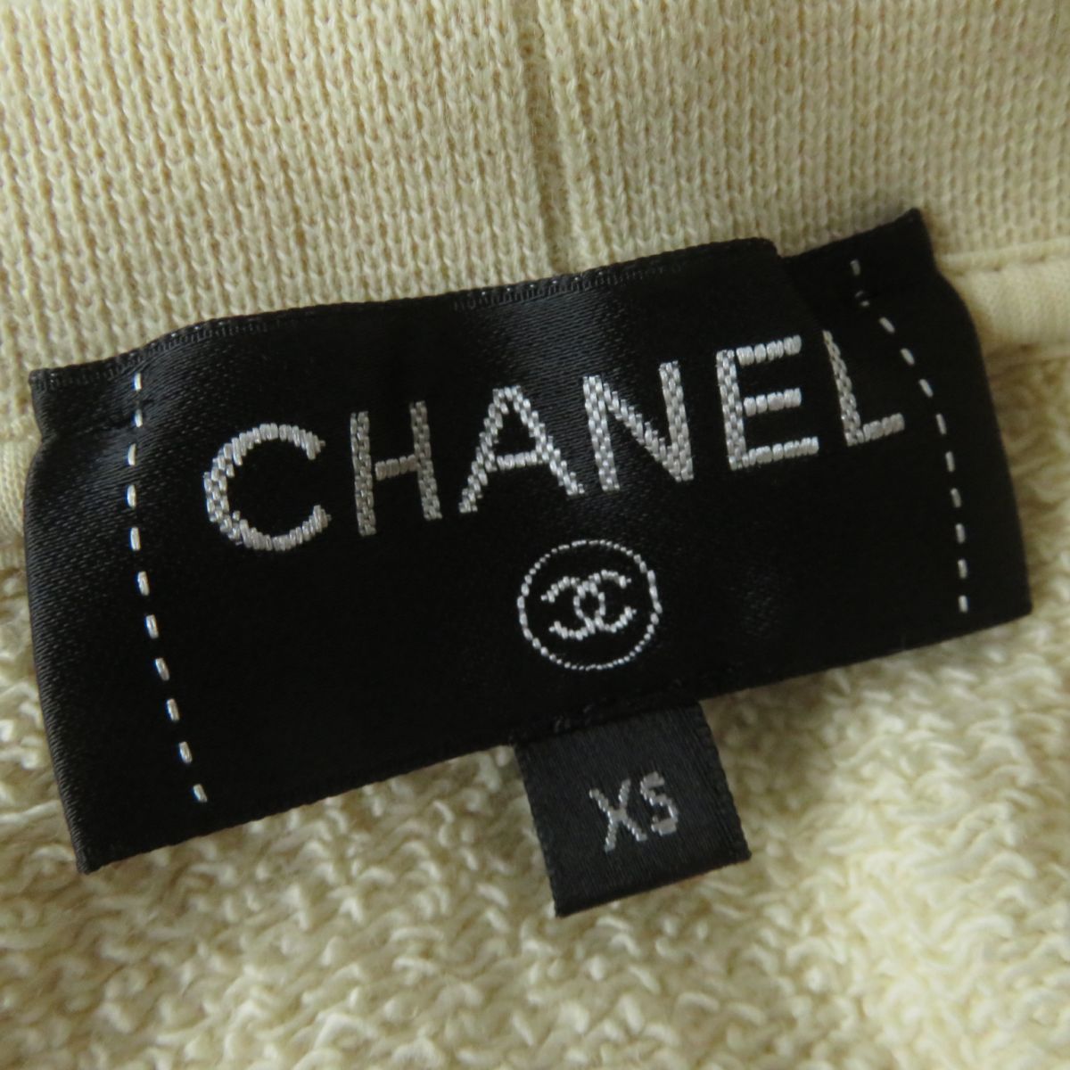 ドンドン見直し】極美品◎正規品 21AW 伊製 シャネル 20A P64788