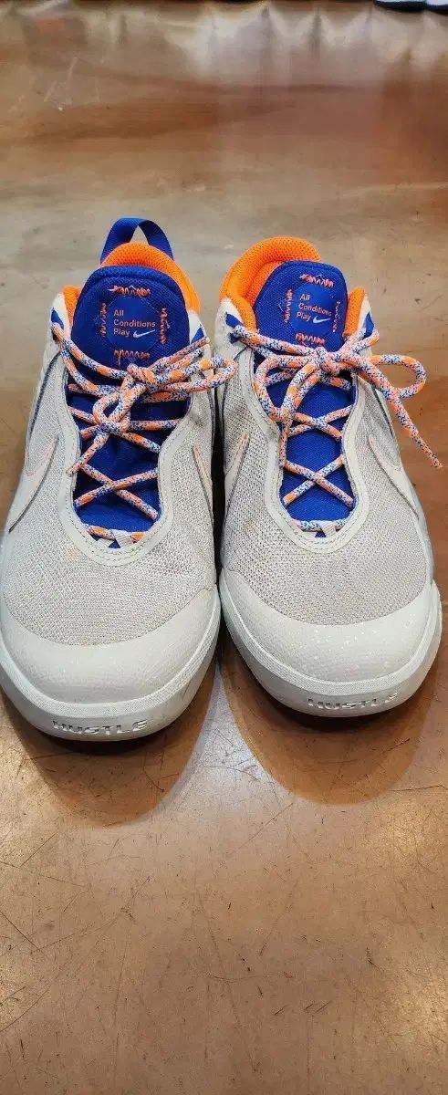 NIKE オール コンディション プレイ LOVE YOURSELF 承 'Her' ハッスル バスケシューズ