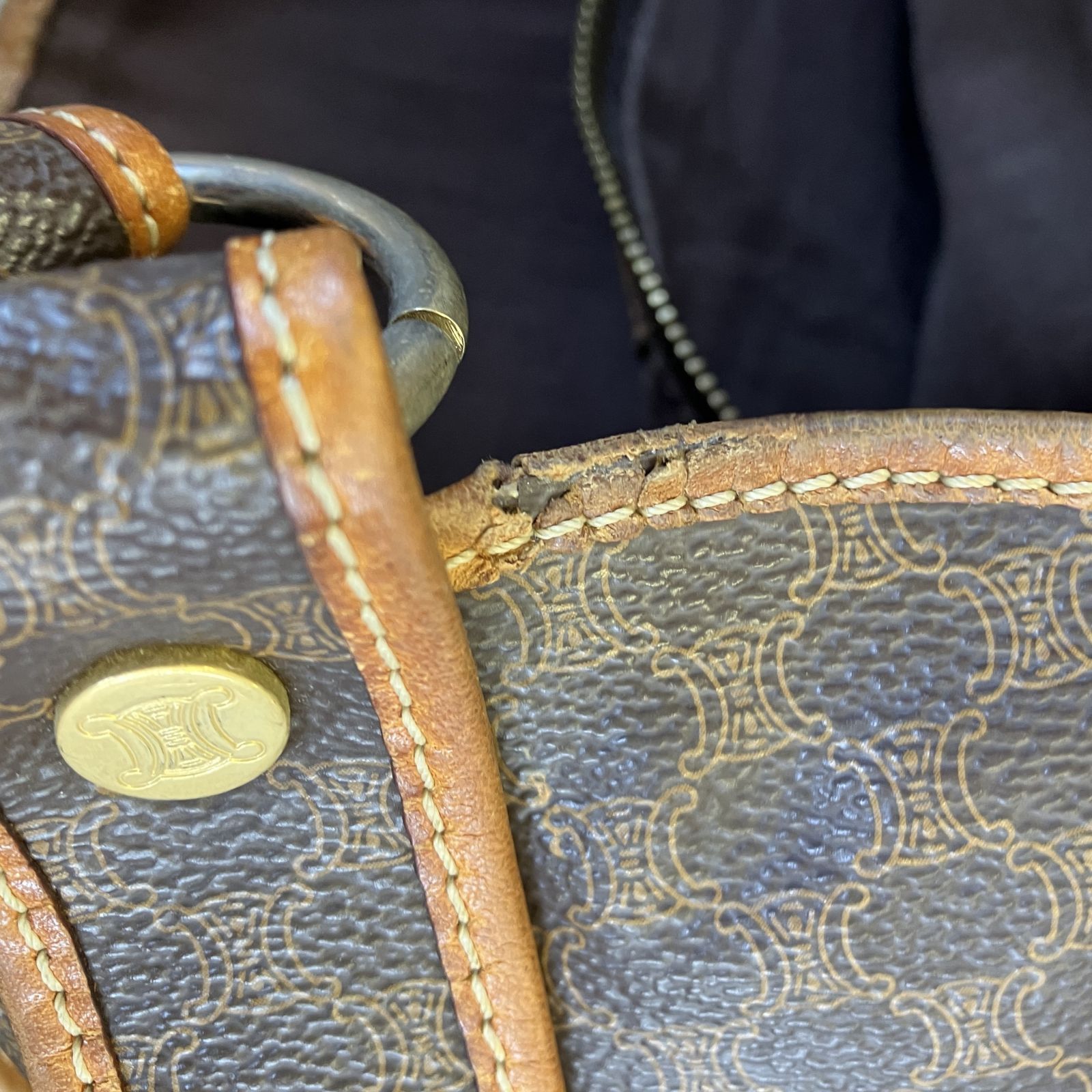 CELINE　セリーヌ　ショルダーバッグ　マカダム　ワンショルダー　ホーボー　クロスボディ　1633