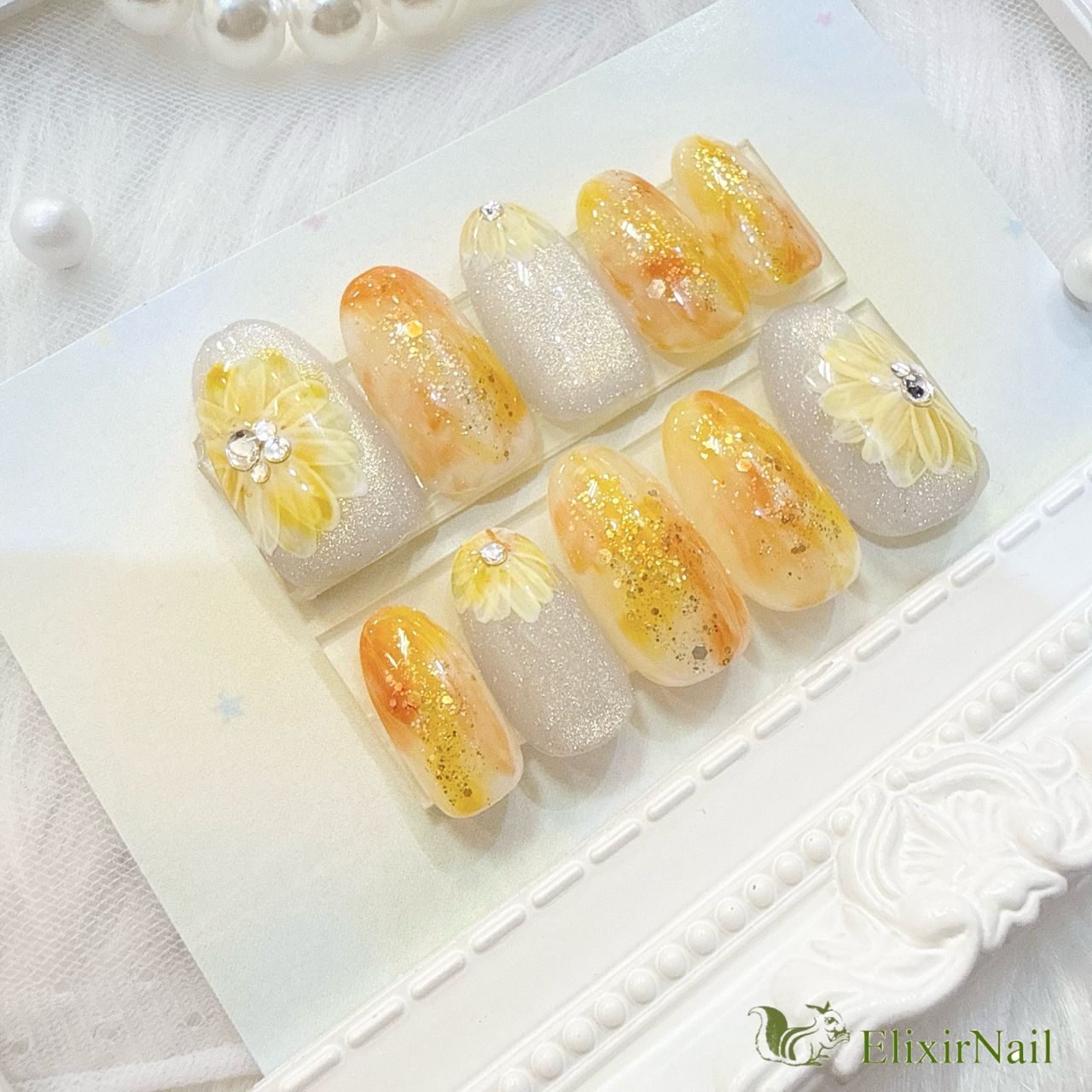 現品】ネイルチップ 黄色 オレンジ ひまわり ニュアンス - メルカリ