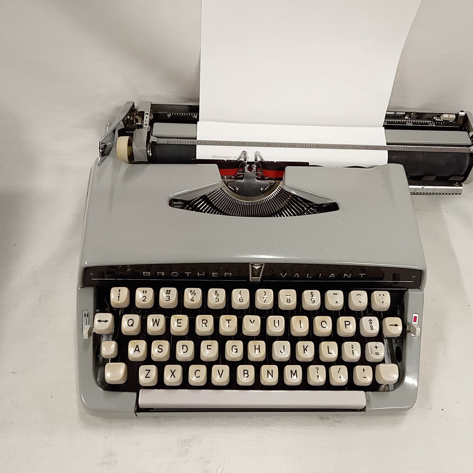 タイプライター ブラザー ポータブル英文タイプライター VALIANT