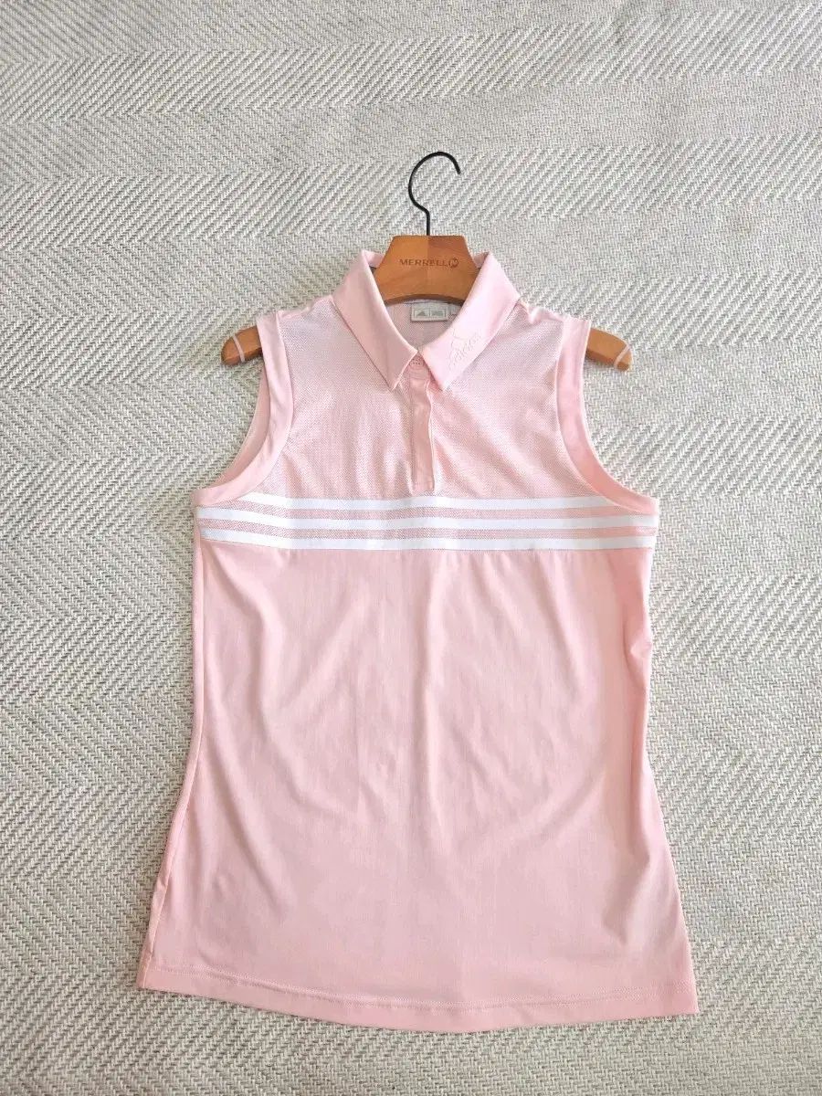レディース Mサイズ アディダス ゴルフ ノースリーブ Tシャツ 機能性