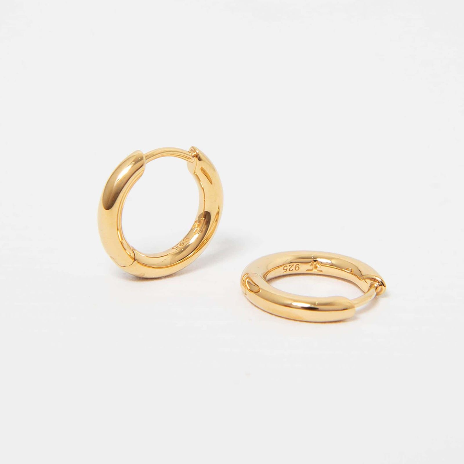 【訳あり】トムウッド TOM WOOD ピアス CLASSIC HOOPS SMALL GOLD [クラシックフープ・スモール・ゴールド] レディース メンズ 100194 S925/18K GOLD P【アウトレット】