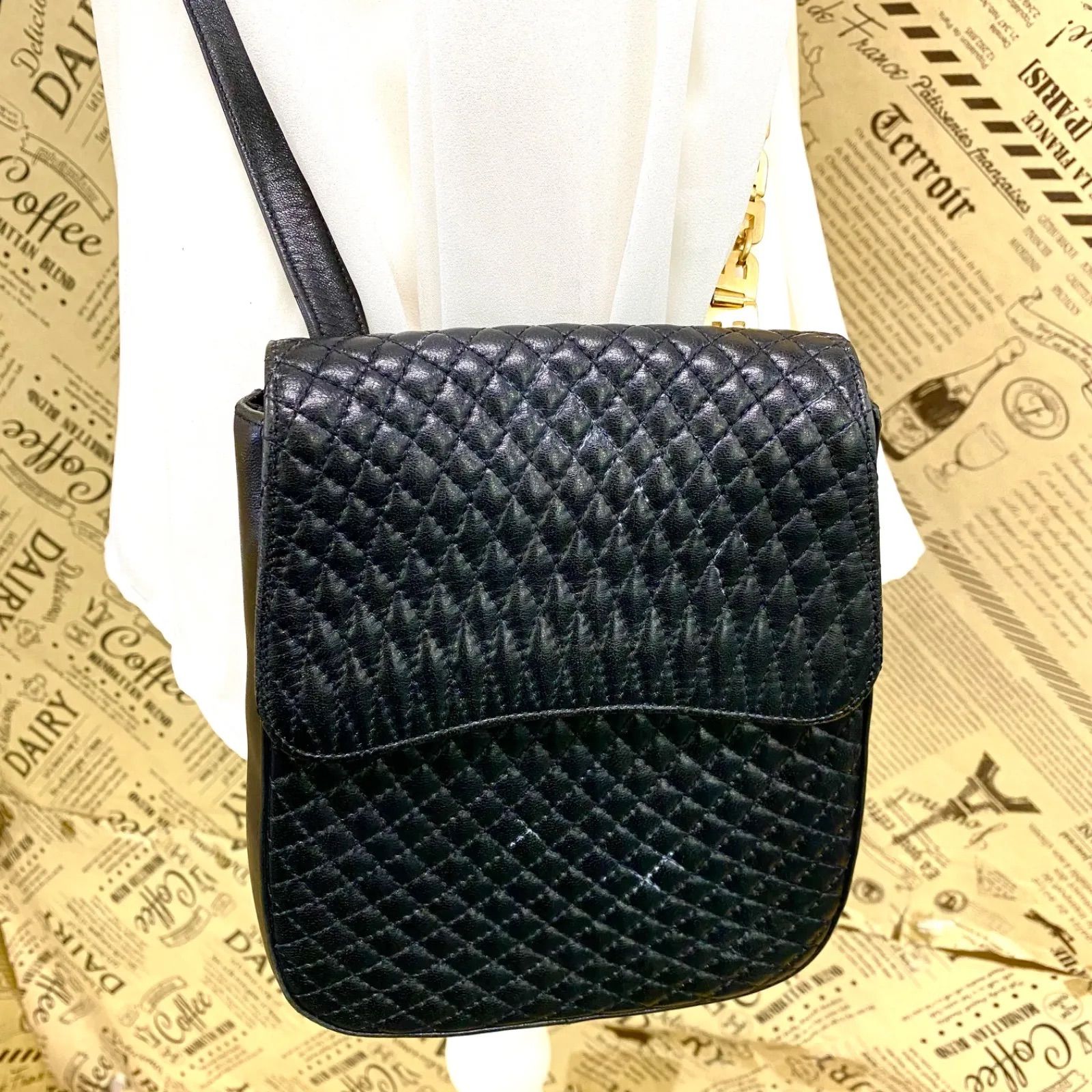 バリー ショルダーバッグ ポシェット キルティングレザー Bロゴ金具 GA406
