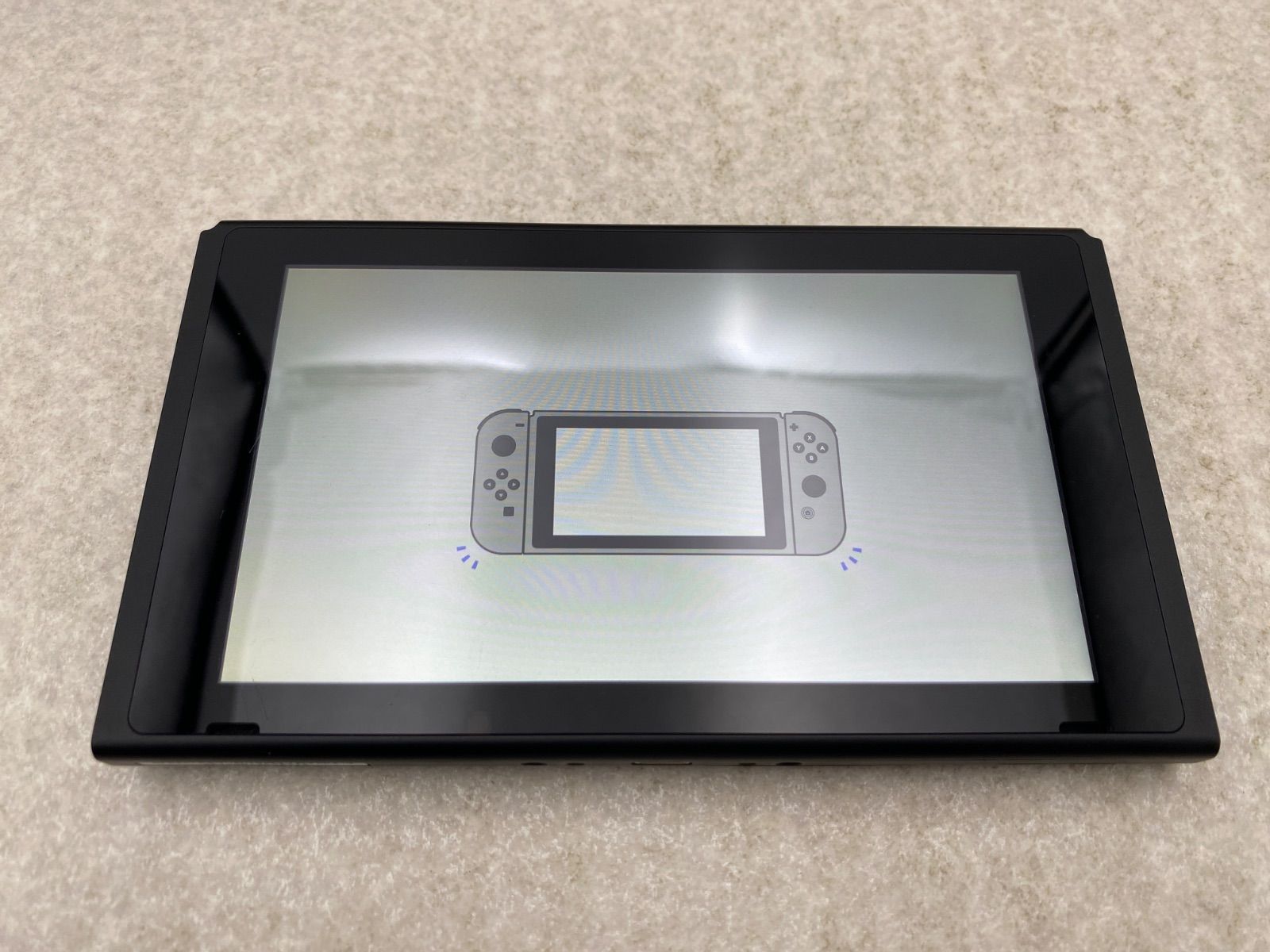 Nintendo Switch ニンテンドースイッチ 本体（ジョイコンなし） 【公式