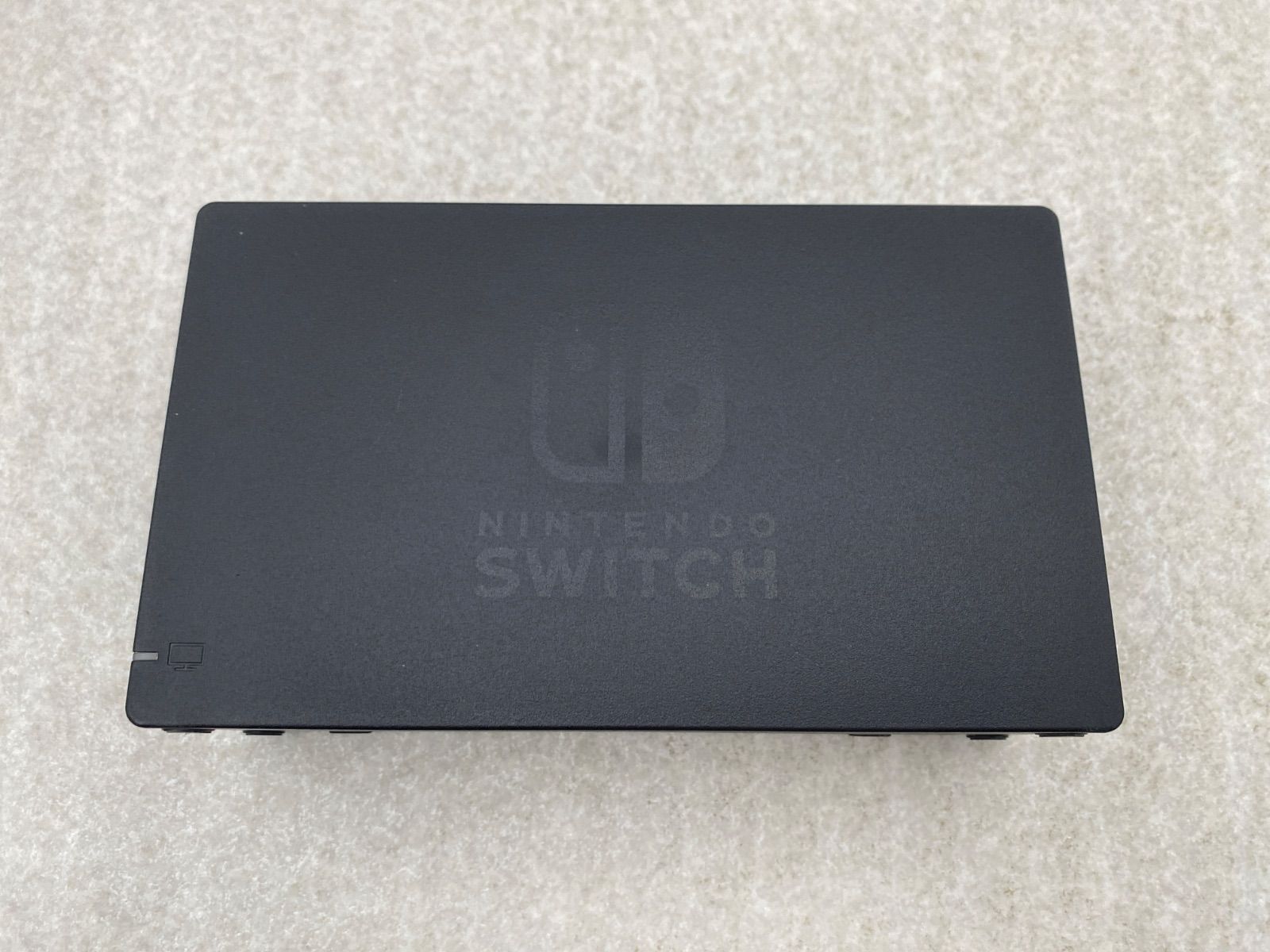 Nintendo Switch ニンテンドースイッチ 本体（ジョイコンなし） 【公式