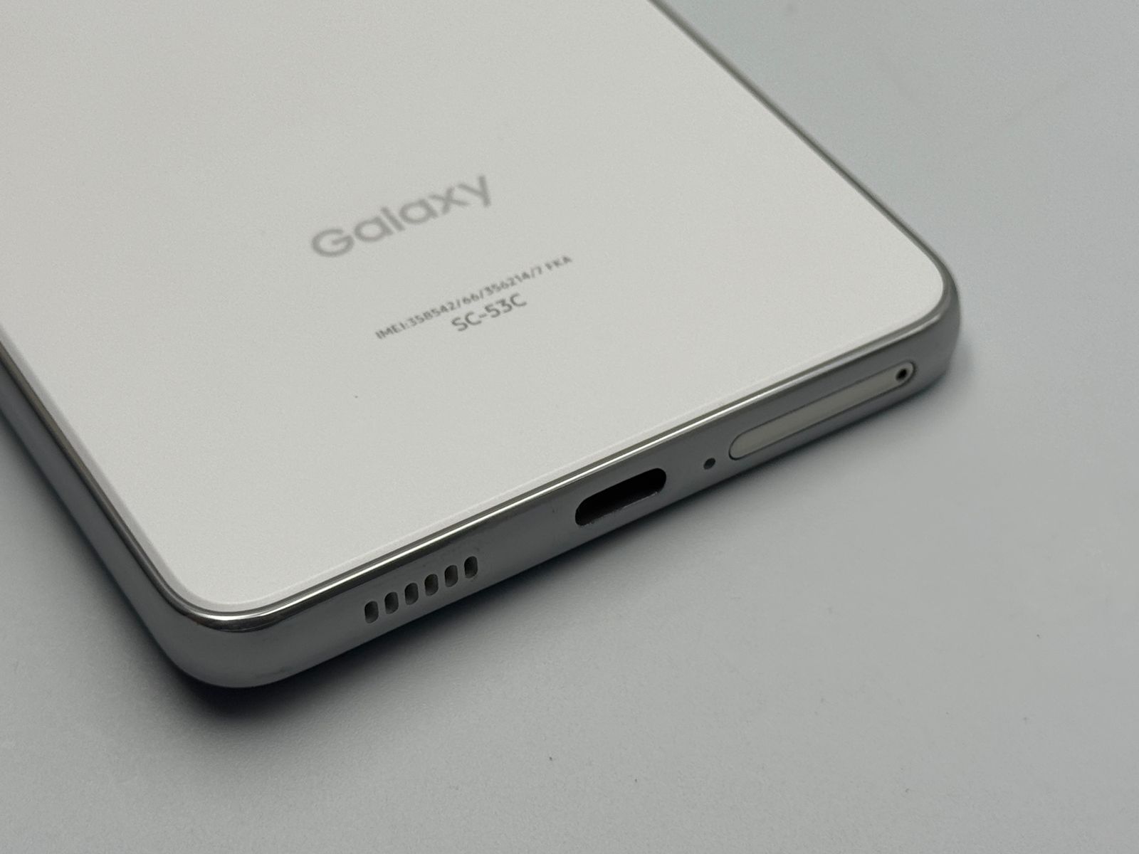 【箱付き中古B】Galaxy A53 5G SC-53C オーサムホワイト SIMフリー 白ロム