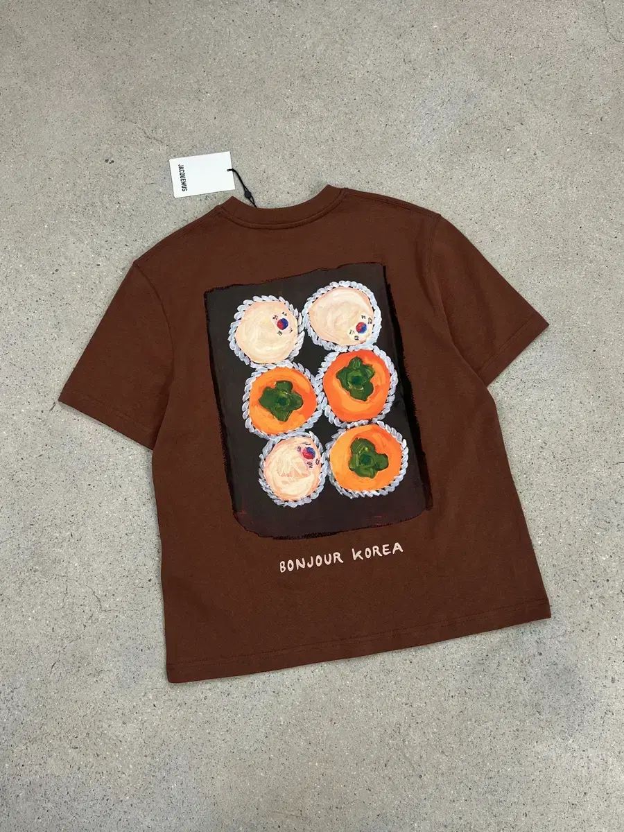 (新品) JACQUEMUS 25FW Le Bonjour Corée Tシャツ (新品) JACQUEMUS 25FW Le Bonjour Corée Tシャツ