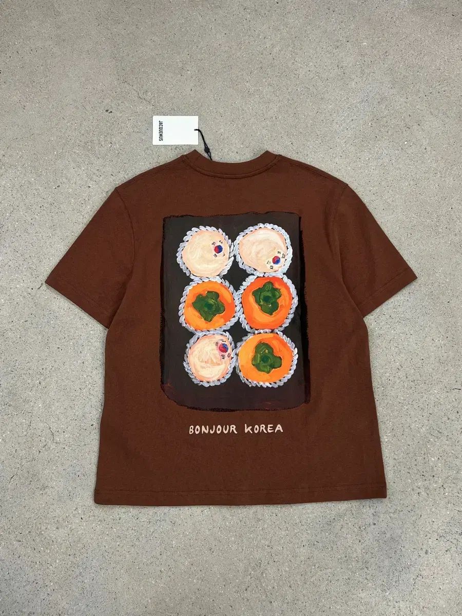 (新品) JACQUEMUS 25FW Le Bonjour Corée Tシャツ