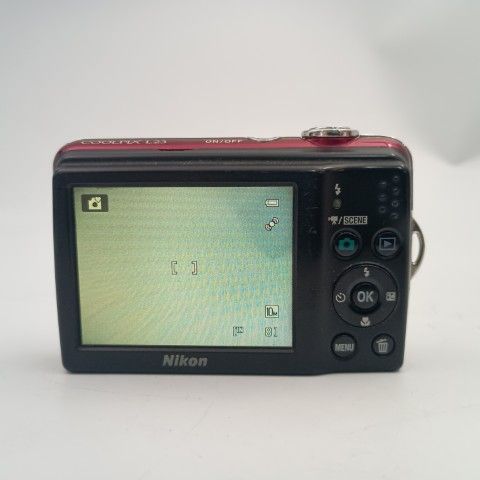 Nikon COOLPIX L23 Red コンパクトデジタルカメラ / Nikon COOLPIX L23 Red コンパクトデジタルカメラ /
