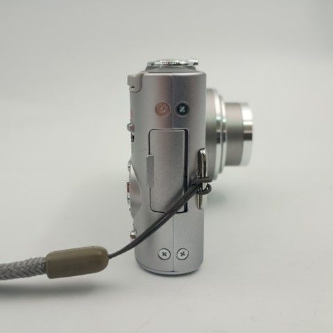 Panasonic LUMIX DMC-FX60 Silver コンパクトデジタルカメラ
