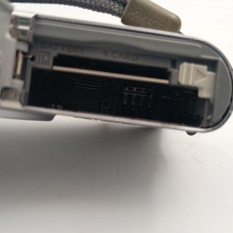 Panasonic LUMIX DMC-FX60 Silver コンパクトデジタルカメラ