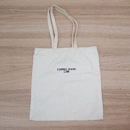 ◇ Tommy jeans 大容量サイズ ポケットなし マチなし 無地 ブランドロゴ トートバッグ ホワイト系 レディース E 【1307040082997】