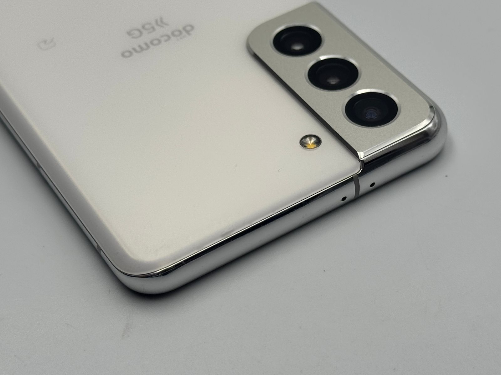 【箱付き中古B】Galaxy S21 5G SC-51B ファントムホワイト SIMフリー 白ロム
