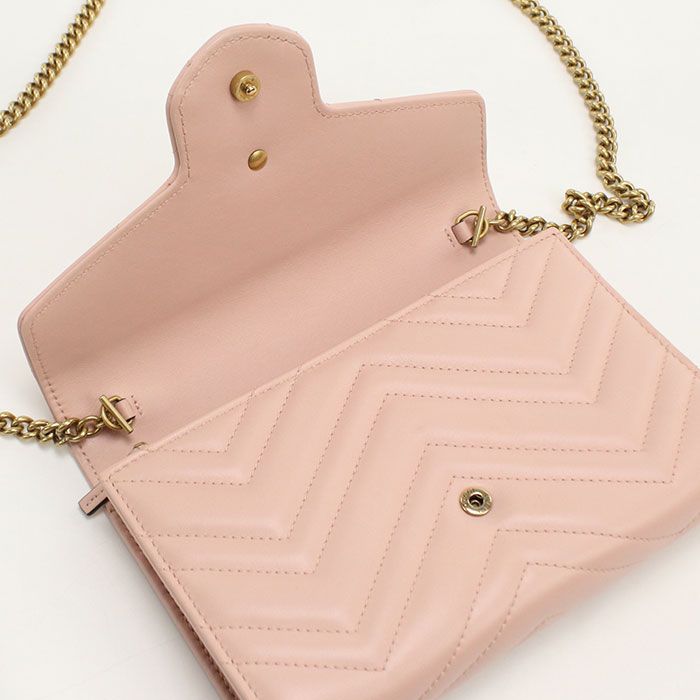 GUCCI グッチ GGマーモント 474575 チェーンウォレット/キルティングレザー【中古】 レディース GUCCI グッチ GGマーモント 474575 チェーンウォレット/キルティングレザー【中古】 レディース