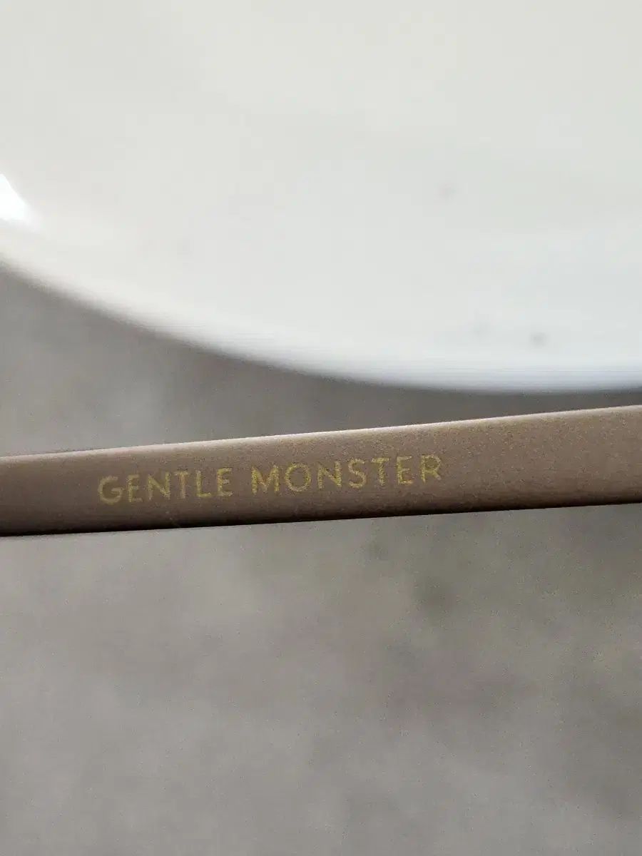 GENTLE MONSTER(ジェントルモンスター) ミラー サングラス GENTLE MONSTER(ジェントルモンスター) ミラー サングラス