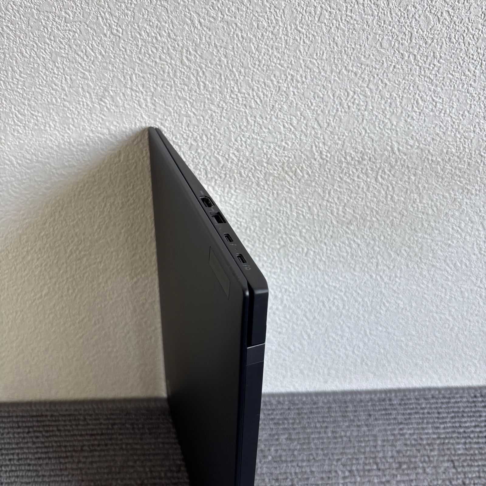 Lenovo Thinkpad X1 Carbon Gen 9 i5-1135G7 メモリ8GB SSD256GB Win11 指紋認証 AC付き Lenovo Thinkpad X1 Carbon Gen 9 i5-1135G7 メモリ8GB SSD256GB Win11 指紋認証 AC付き