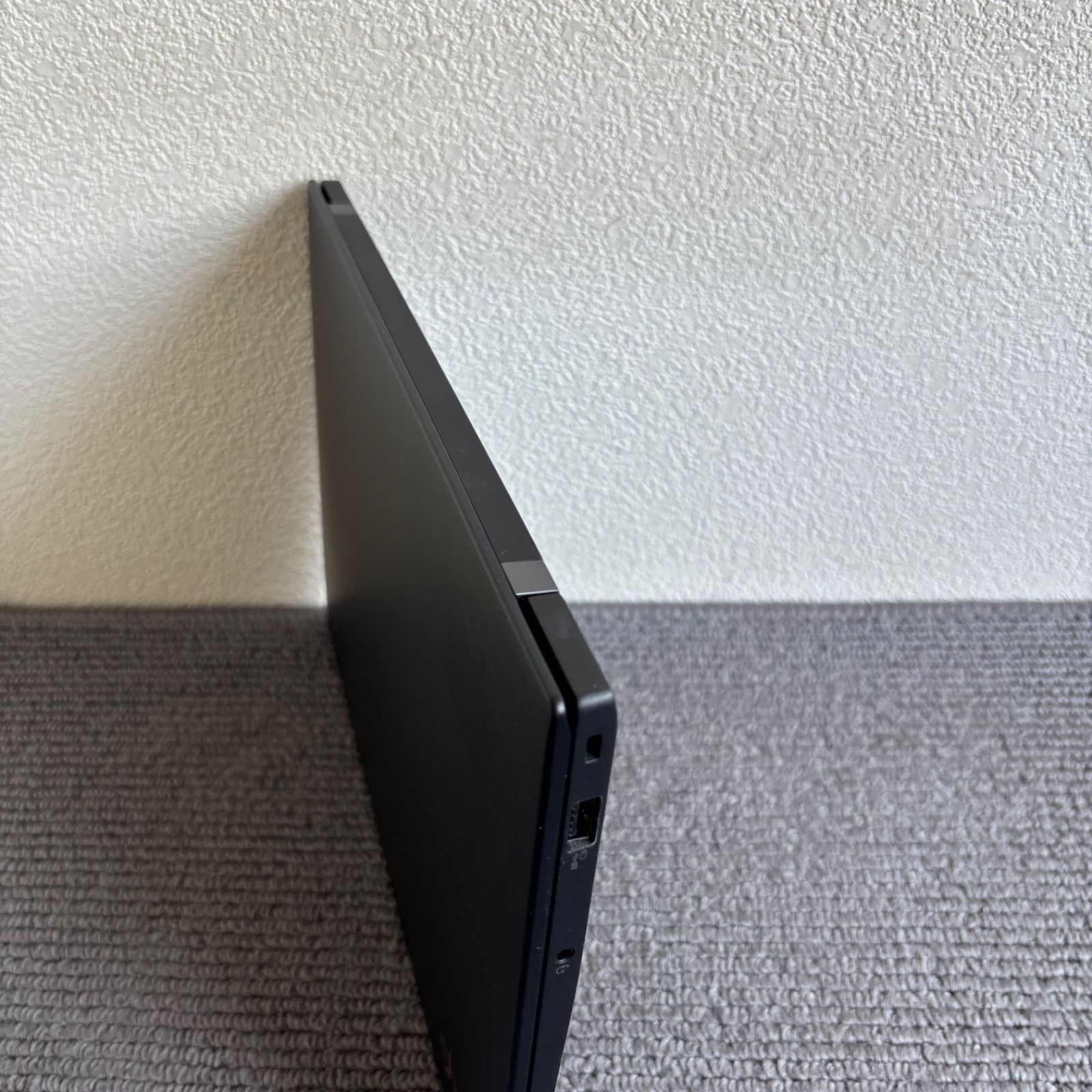 Lenovo Thinkpad X1 Carbon Gen 9 i5-1135G7 メモリ8GB SSD256GB Win11 指紋認証 AC付き Lenovo Thinkpad X1 Carbon Gen 9 i5-1135G7 メモリ8GB SSD256GB Win11 指紋認証 AC付き